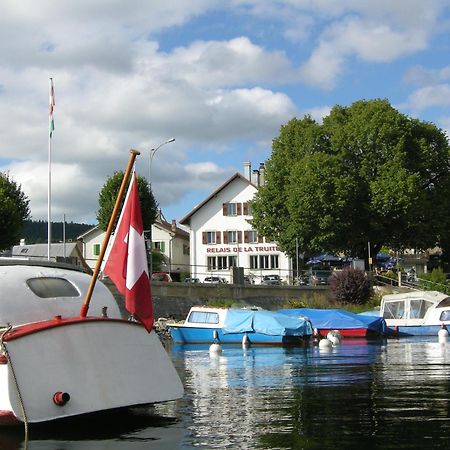 Hotel De La Truite & Spa Le Petit Nautilus Le Pont Bagian luar foto
